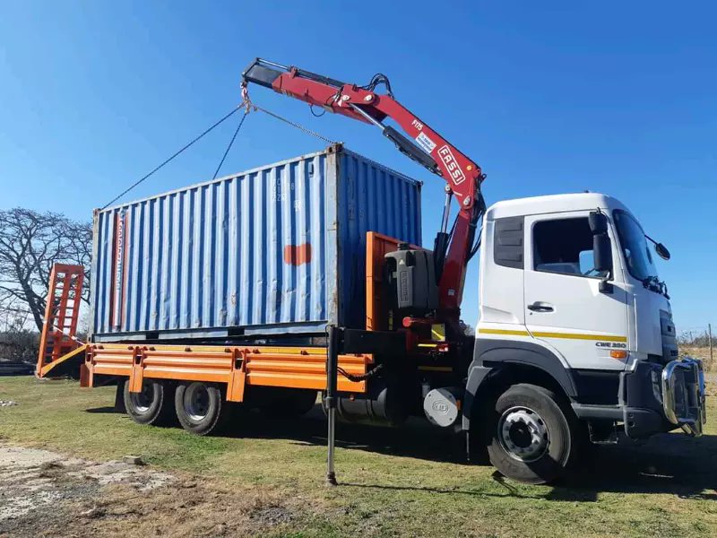 Construction232's tweet image. #Plant_Hire
Crane truck for Hire

Location- East London, Eastern Cape
construction23.com/listing/crane-…