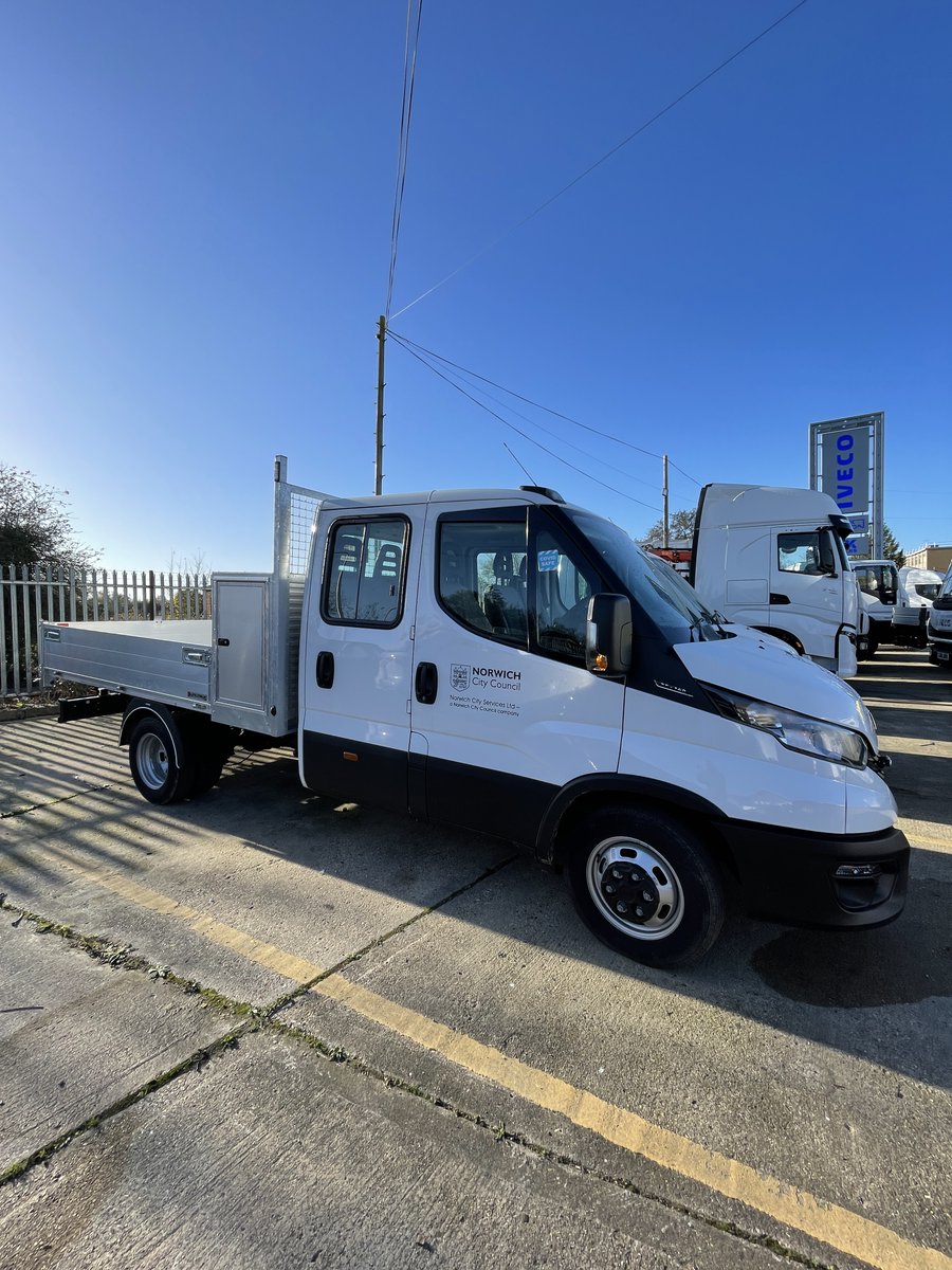 IvecoRetail's tweet photo. Iveco Retail have supplied @NorwichCC with 22 brand new Daily Chassis Cab's to replace their existing fleet. 

Enquiries: 0203 457 5445
Group sales manager: David Pretorius
david.pretoruis@ivecoretail.co.uk

https://t.co/V2CwXakTRq

#IVECO #ivecoretail #ivecotrucks https://t.co/QY7XQP2EQY