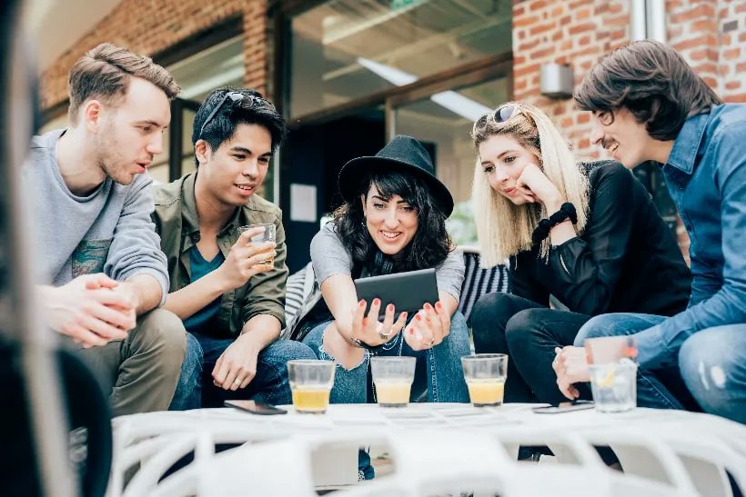 RedevProperties's tweet photo. Gen-Z believes in transparency above all else, and new tech allows them to deliver transparency and democratize the world of property investing. Gen-Z is bringing inclusivity and building investment communities to all. #realestate #ReDev https://t.co/Zqdl5jXcVP https://t.co/dVQRcxxH7h