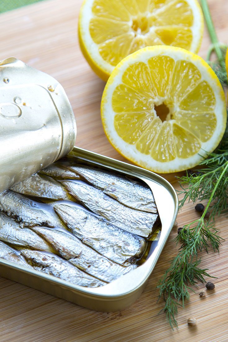 CorinnePulitzer's tweet photo. #Foodies are packing’em in today! It’s #NationalSardineDay &amp; #OmegaFattyAcids &amp; #B12 are swimming upstream all day! @SeasonSardines @kingoscar @NationalDayCal @eatalyusa @FishTalesGrille @TavernaKyclades https://t.co/6dkCUzybZX