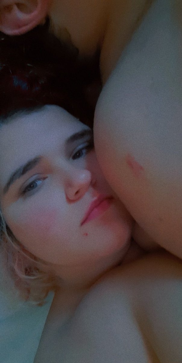 KinkyAngelBaby's tweet photo. Someone send me money so I can live with my boyfriend and not do long distance anymore.. 🙃 please?... #findommaster #paypig #humanatm #SugarDaddys #sugardaddyswanted #sugardaddyneededasap #SugarBabyTwitter
https://t.co/JisVpilk1e https://t.co/1ijDm3ZAZt