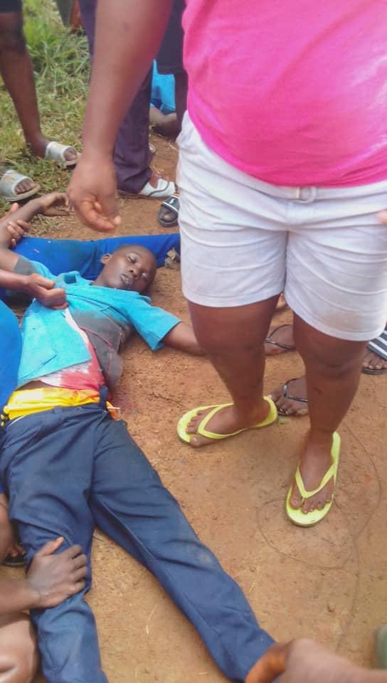 BohHerbert's tweet photo. #Cameroun’s occupation forces in mufti perpetrate another school massacre, killing 3 pupils, injuring many along with a teacher at GBHS #EkondoTiti, #SouthernCameroons. As with #KumbaSchoolMassacre &amp; #PSSNkwen students goal is to tag #Ambazonians terrorists. https://t.co/qbwsZP71IJ