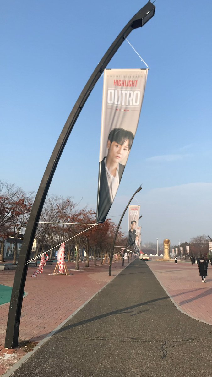 helloimys_94's tweet photo. 3 년 전............................ https://t.co/8EXFboneaE