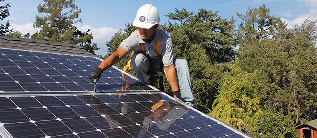 AMSISupply's tweet photo. With the rising demand for solar panels, you gotta stay up to speed on installation best practices.
 
Explore rail-free vs. rail-based mounting systems, and other vital equipment for a successful install: https://t.co/Xl92IX33DW https://t.co/eR03QTpAhz
