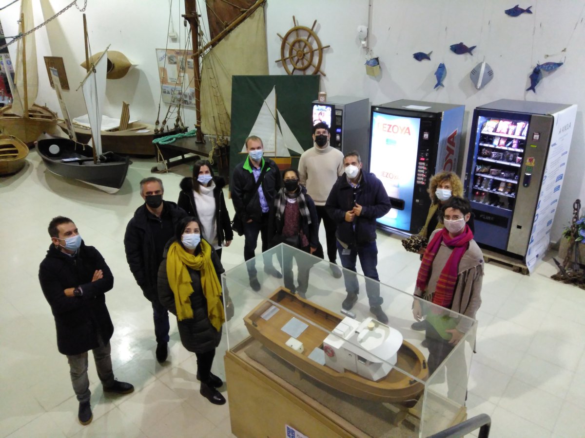 FundacionCETMAR's tweet photo. Nuestros socios en el proyecto #DITMEP, reunidos desde ayer en #CETMAR, aprovecharon su estancia en #Vigo para visitar el centro de formación @AixolaCF en el puerto de #Marín https://t.co/bBYkmyDFWD