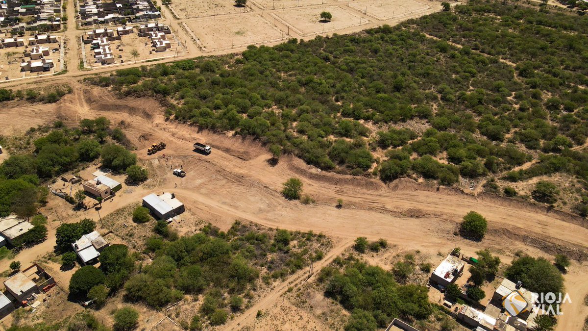 riojavial's tweet photo. Postal de nuestro querido chamical 
Limpieza del río!!!!
@riojavial 
@QuintelaRicardo 
@GobDeLaRioja 
#somosriojavial
#somosvos https://t.co/hB3e23NYyS