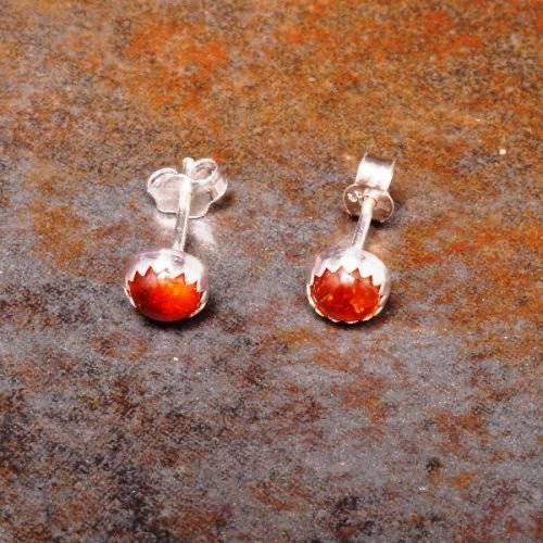 Joolzery's tweet photo. Good afternoon #WOMarketplace!
If you love your jewellery handmade, quirky or contemporary made with copper, sterling silver & healing crystals, then checkout my website https://t.co/RGmboQCDTc
#shopsmall #supportsmallbusiness #handmadejewellery #Christmasgifts https://t.co/fjpP8l1Bex