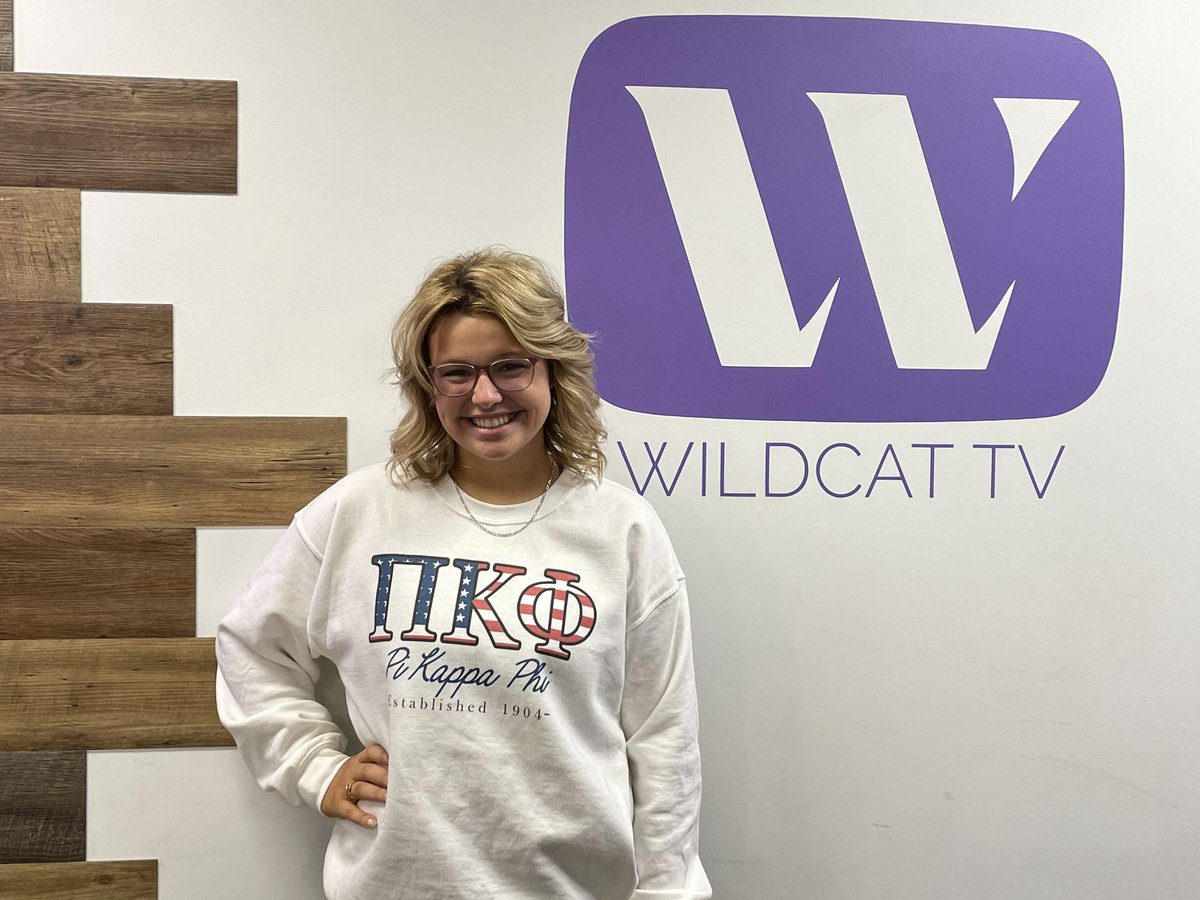 WildcatTVNews's tweet photo. Two amazing WCTV alumni came to visit us yesterday! We miss them, but @singersyd101 and @nuvpreetkaur are doing great things in college! https://t.co/V3CP1tAYic