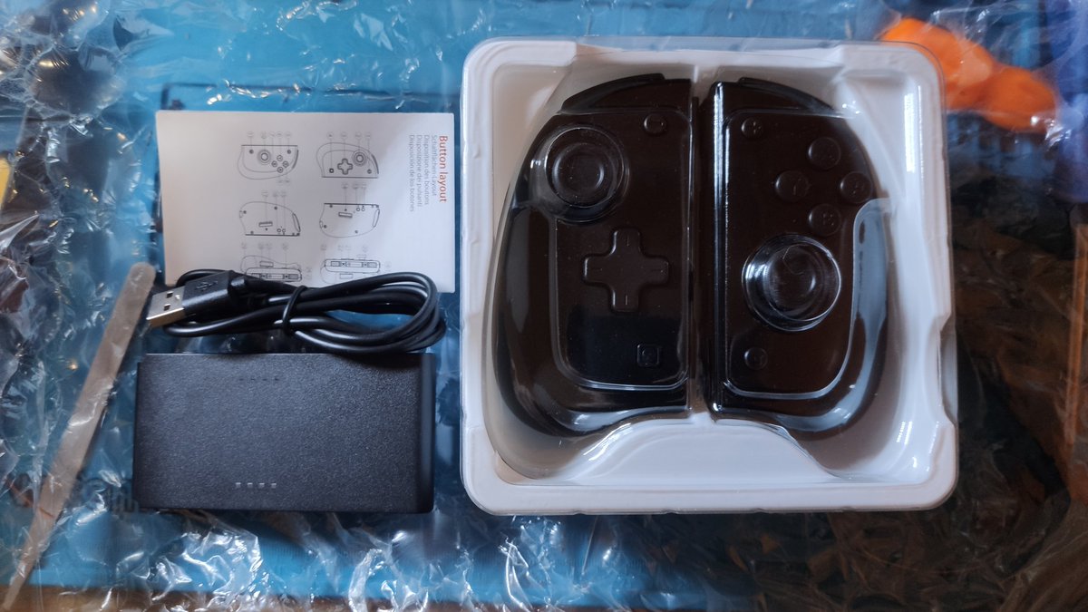 Chipnmodz's tweet photo. Ils sont là ! 🤩😋
#Joycon #Switch #NintendoSwitch #NintendoSwitchOLED #RGB #JoyconPro #SplitPad
Test en cours pour évaluer la qualité du produit avant d'éventuellement vous le proposer sur le shop ! https://t.co/4JIJJieFbu