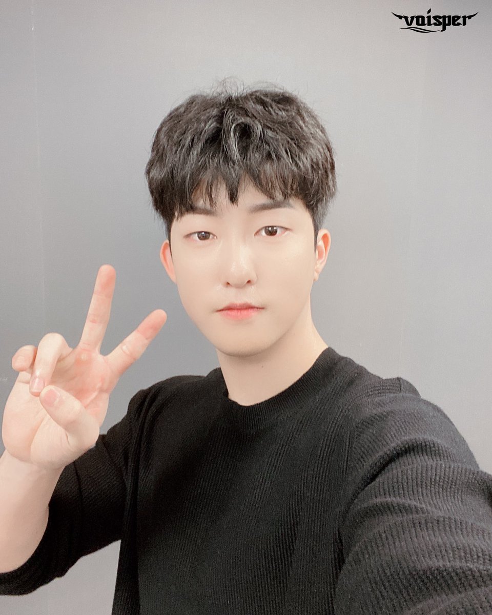 real_VOISPER's tweet photo. HAPPY BIRTHDAY DAEGWANG 🥳
대광아 생일 축하해! 🎂
⠀
#VOISPER #대광 #생일축하해
#HBD #HappyDaegwangDay https://t.co/r4mtldhM5q