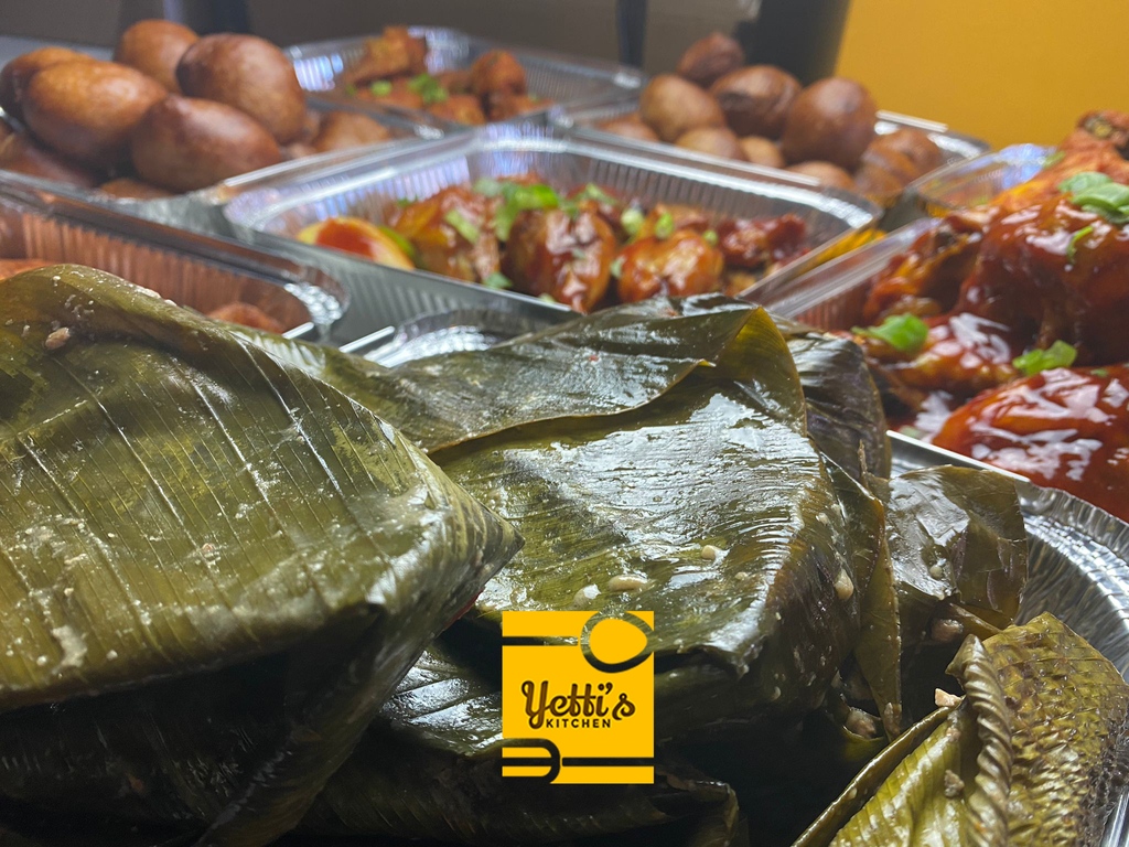 Yettiskitchen's tweet photo. Moi Moi in leaf wraps, bang different than tin or plastic ones! π€£
Argue with your screen. This is the Yettis Kitchen way, we preserve tradition π³π¬, especially when it makes sense!π₯°
#ykmcr #foodiemcr #yettiskitchen #smallchopsplatter #nigerianfood https://t.co/P81mKqjjjA
