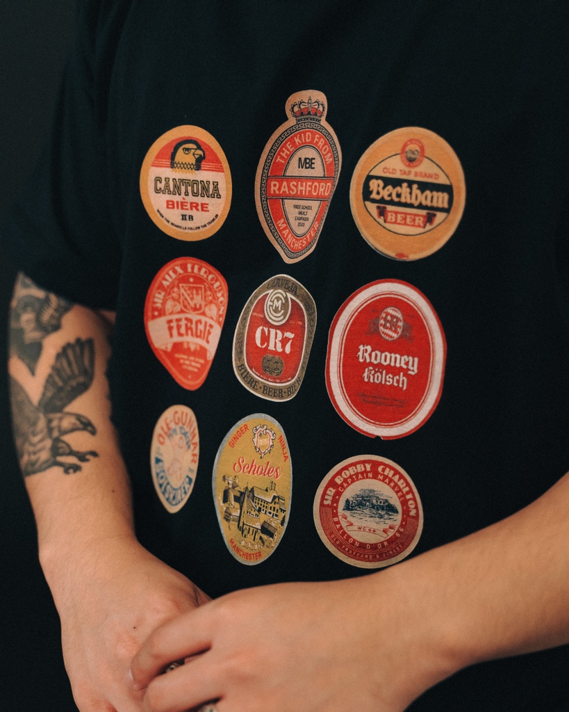 Art_of_Football's tweet photo. Brewed at the Theatre of Dreams. 🔴 ⚪️ 

20% off for Black Friday using the code: #BF20

https://t.co/7Qi6IyUScp https://t.co/4Qd4HMTjPm