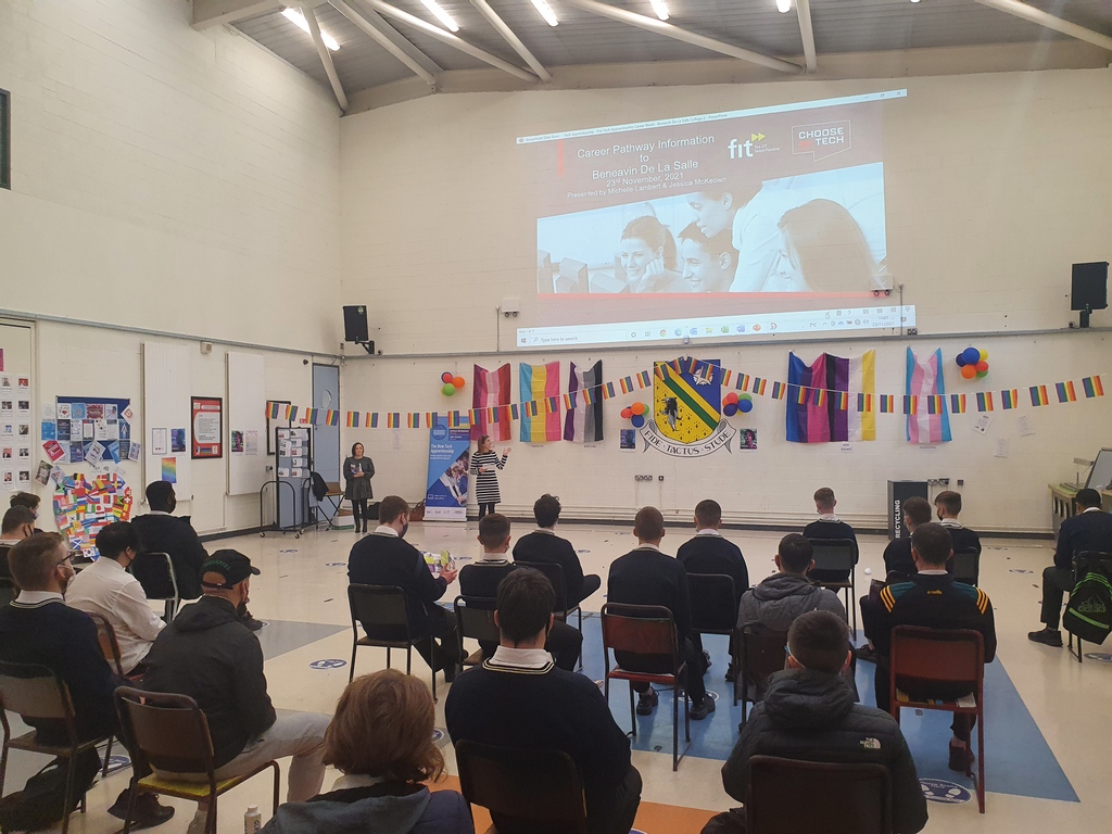 FastrackintoIT's tweet image. A big thank you to the 5th &amp;amp; 6th year students at @beneavincollege

We were delighted to meet all of them and get the opportunity to chat about careers in tech, pre-tech apprenticeships and tech apprenticeships.

#techinireland #techopportunities #careersintech