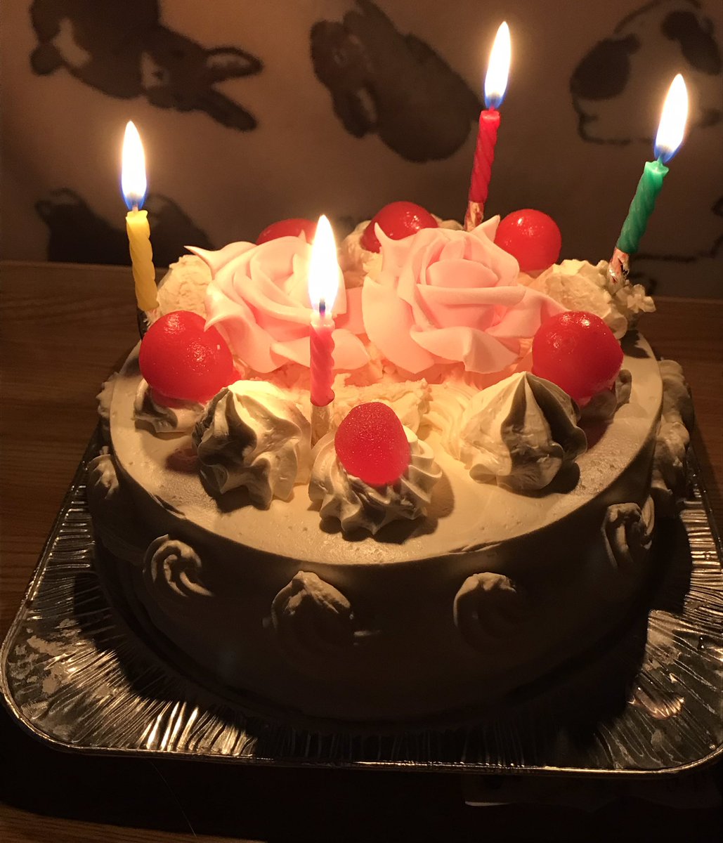 Rio93674062's tweet photo. #柚木兄弟生誕祭2021

普くん司くん４歳のお誕生日おめでとう🎊🎈🎂🎁🧸🧸❤️❤️産まれてきてくれてありがとう❤️❤️🙏いつも癒やしをありがとう👼👼💖💖花子くんに出会えて良かった✨普くんもつかさくんも大好きです❤️大好きあいだ先生いろ先生ありがとうございます🙏🙇💕💕画���リプ欄にもあります😌✨ https://t.co/9rwezHPpct