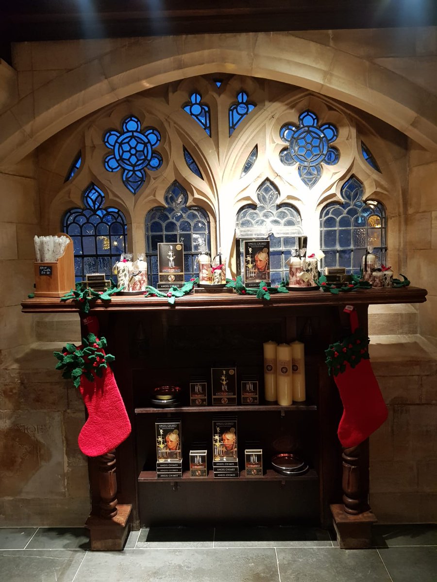 Bath Abbey tweet media