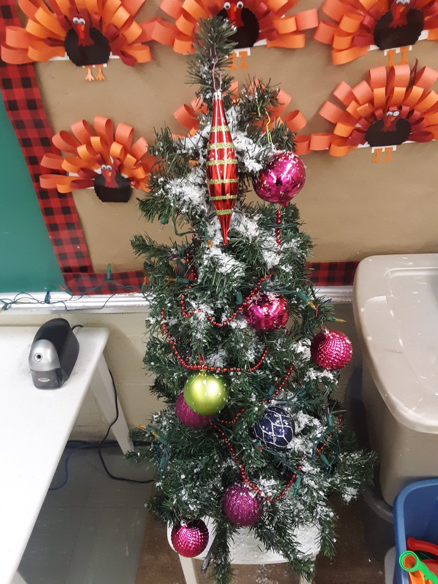 Briphillips45's tweet photo. Look at our classroom Christmas tree and our turkeys! The students worked very hard on these. 
Also, happy Thanksgiving to all the teachers. You made it, give yourself at pat on the back. https://t.co/fgDPS94Hpz