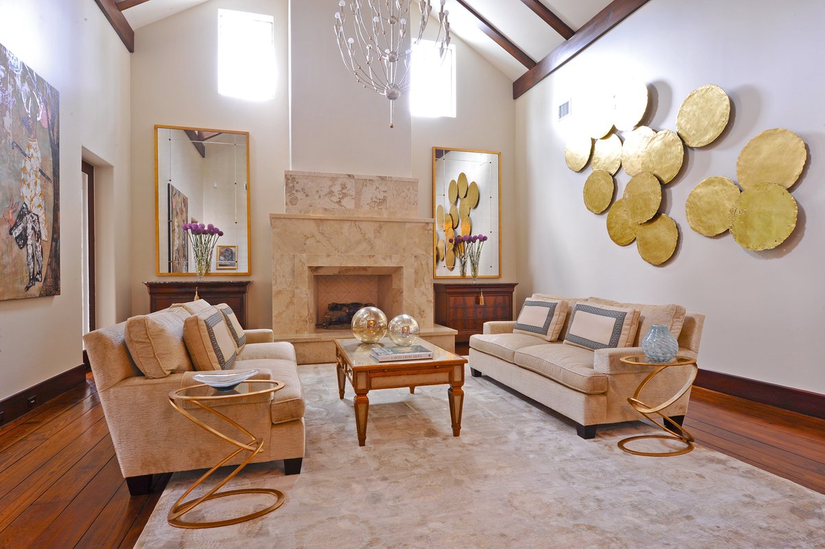 MontgomeryRoth's tweet photo. Creating living room designs with trends that will withstand over time!
#livingroom #livingroomdesign #formallivingroom #familyroom #interiordesign #livingroominteriordesign #residetialdesign #residetialinteriordesign #residentialspace #design #designideas https://t.co/VJunBs2n2t