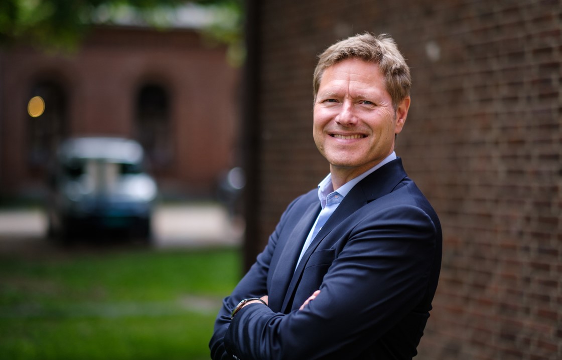 #ErasmusPlus 2022: 
340 millioner til norske søkere.  

– Det betyr nye muligheter til strategisk bruk av programmet, og vi håper at dette vil gjenspeile seg i søkertallene, sier direktør 
<a href="/SveinungSkule/">Sveinung Skule</a> 

bit.ly/3l1ppK0
<a href="/Kunnskapsdep/">Kunnskapsdepartement</a> @UhrNo