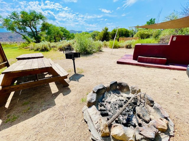 IchikenUsa's tweet photo. こんにちは
🇺🇸エンジニア5年目Ichikenです

#アメリカキャンプ について時々発信🏕

【拠点】西部
【子】キンダー 1
【愛用テント】REI Kingdom 6
【愛用デバイス】ラズパイ4

趣味で国立公園キャンプ場の空き情報まとめWeb App試作中です
https://t.co/lUEM3n4WM3

よろしくお願いします😊

#在米鍋会 https://t.co/Lpp6eRu007