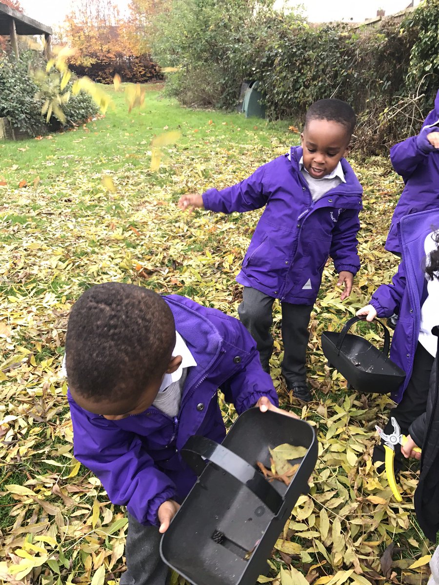 Mrs Fletcher Wayfield Primary School 2 Year Olds tweet media