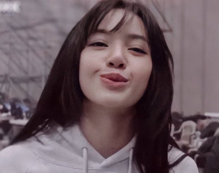 lalisalways's tweet photo. Our love and wishes for a speedy recovery.

GET WELL SOON LISA https://t.co/cDY8oZzq17