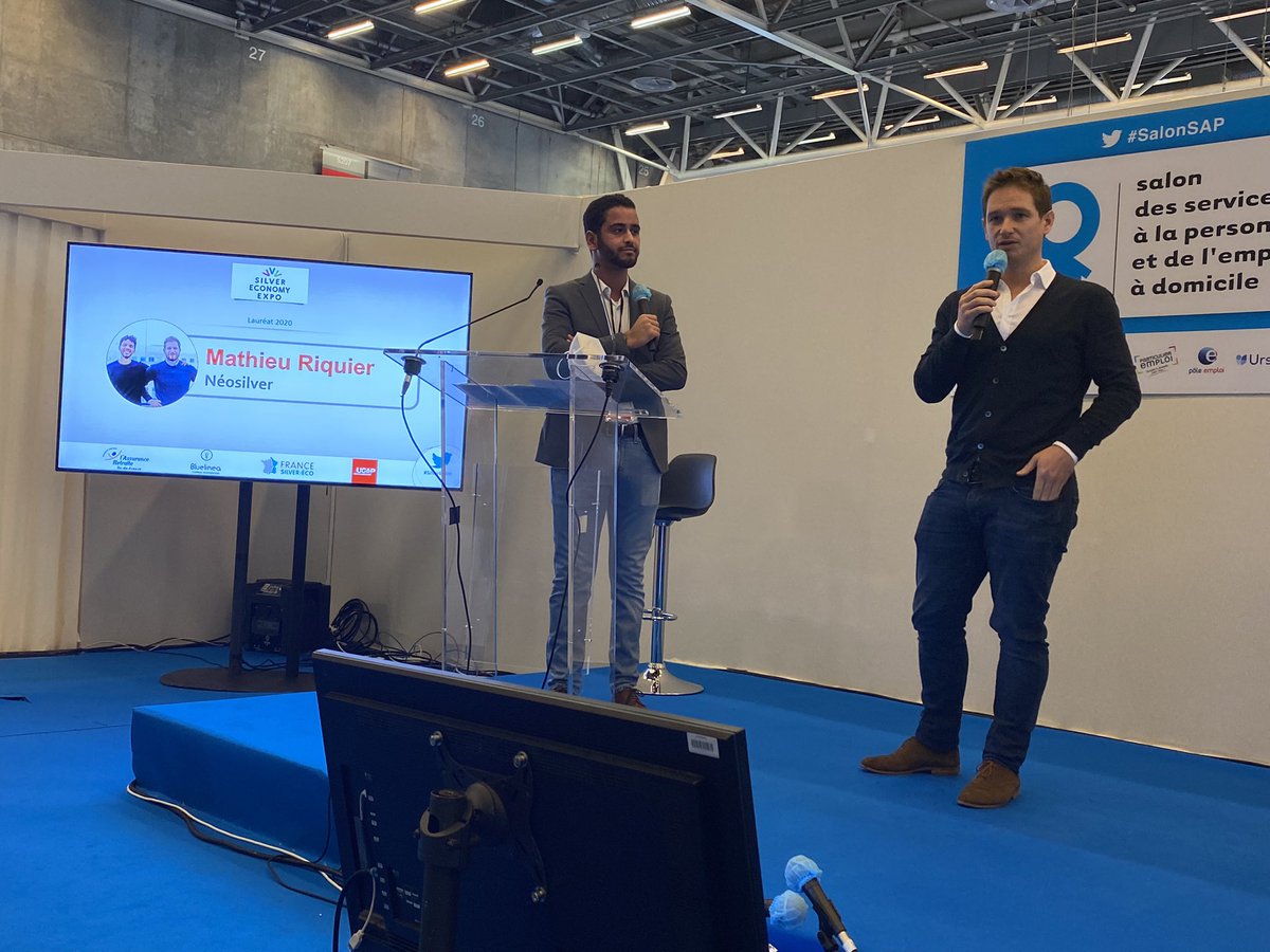 Sur scène, <a href="/MathieuRiquier/">Mathieu Riquier</a> de <a href="/NeoSilver_Fr/">Neosilver</a>, grand gagnant de l’édition précédente de la #SilverAcadémie 🏆 !

#SilverEco #SilverEconomie