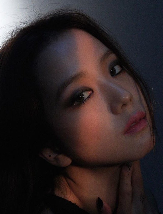 jhingness's tweet photo. 💋🥀  KISS FROM A ROSE 🥀💋

"You remain

my power,
my pleasure,
my pain."

She was a thought that became an action then turned into an addiction that resulted his downfall.

He was a secret that became a whisper which then turned into hunger that caused her demise.

#PROMPTONLY https://t.co/CSKGApbVsk