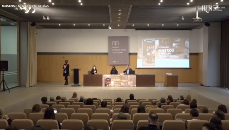 MuseosAndaluces's tweet photo. Continúan las Jornadas #MuseosYnuevasTecnologías organizadas por @MuseoBelasArtes.

🗣️❔ Ronda de preguntas tras las intervenciones de Conxa Rodá @innova2 @MuseuNac_Cat @UOCUniversitat; Antonia Ferrer @UPV y Eduardo Obregón @plainconcepts en la primera parte de la sesión matinal. https://t.co/zMhuZj7Vbo