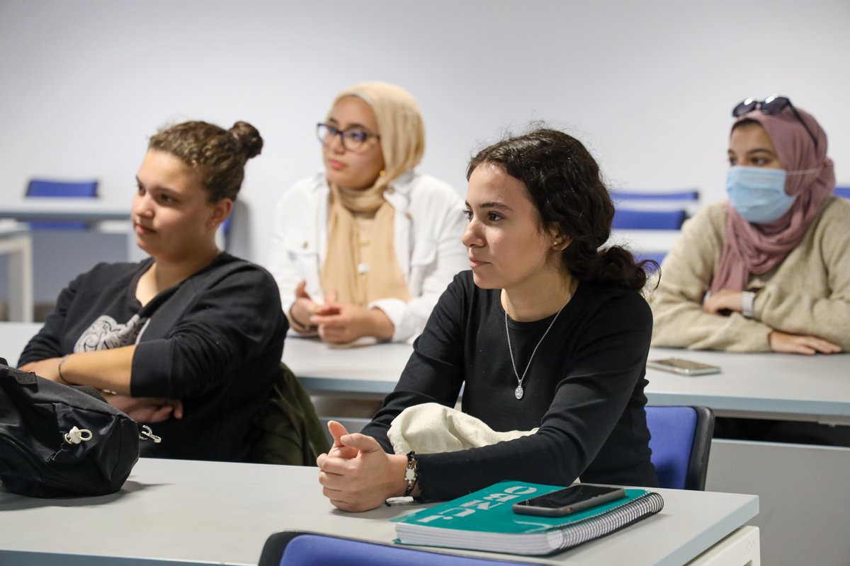 UofCanada's tweet photo. A very insightful talk by Akram Marwan, Managing Director of iCareer, "The Job-Hunting Game," definitely hooked the students and taught them a lot about job search techniques.
We want to thank Akram Marwan for his fruitful talk.
#UofCanada #UPEICairoCampus #RyersonCairoCampus https://t.co/2MLFdm4NrW