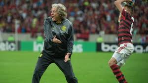 FlaTVideos's tweet photo. Flamengo tocando bola e Jorge Jesus puto da vida.

Flamengo ganhando de 10x0.

Por isso que todo mundo morre de saudades desse velho. https://t.co/ExkiLJVxy5