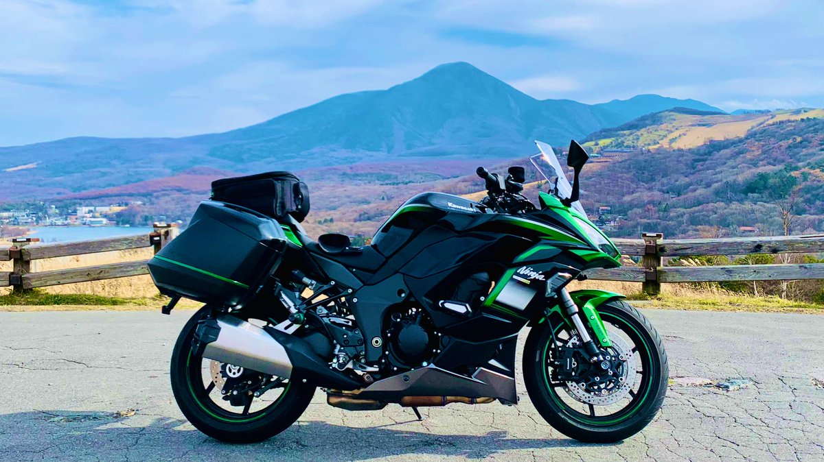 hiro2ka's tweet photo. 名前：🅣🅚
性別：男
年齢：40代
住み：愛知
車種：Ninja 1000SX / スーパーカブ110
好き：車、バイク、旅行、お酒
嫌い：二日酔い

一言：ツーリング先でコーヒー飲んでまったりするのが最高に好き

🔰ですが皆さんよろしくお願いします🙏

#バイク乗りとして軽く自己紹介
#バイク乗りと繋がりたい https://t.co/FTZkhFAQBL