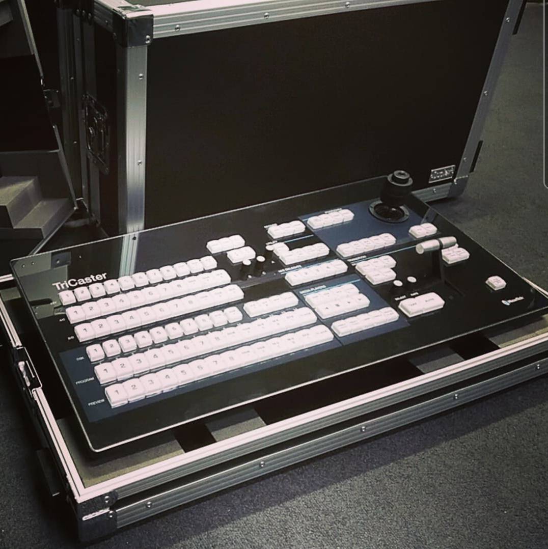 duplexcases's tweet photo. 今日のインスタ！
https://t.co/pa6cMU2dmj
#tourcase 
#mixercase 
#newtek 
#tricaster 
#tc1sp 
#astroboard
#ミキサーケース 
#コントローラー 
#トライキャスター https://t.co/TTrk1CFuOY