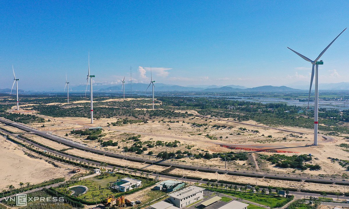 nena_no's tweet photo. Scotland &amp; Vietnam are partnering to fuel the #renewable #windpower industry. ⚡ At COP26, the 2 countries' PMs discussed how Scotland can support Vietnam in their effort to increase wind power production by providing insight, investment &amp; training.
https://t.co/Q9YZZwcjlN https://t.co/D9XoebsrBQ
