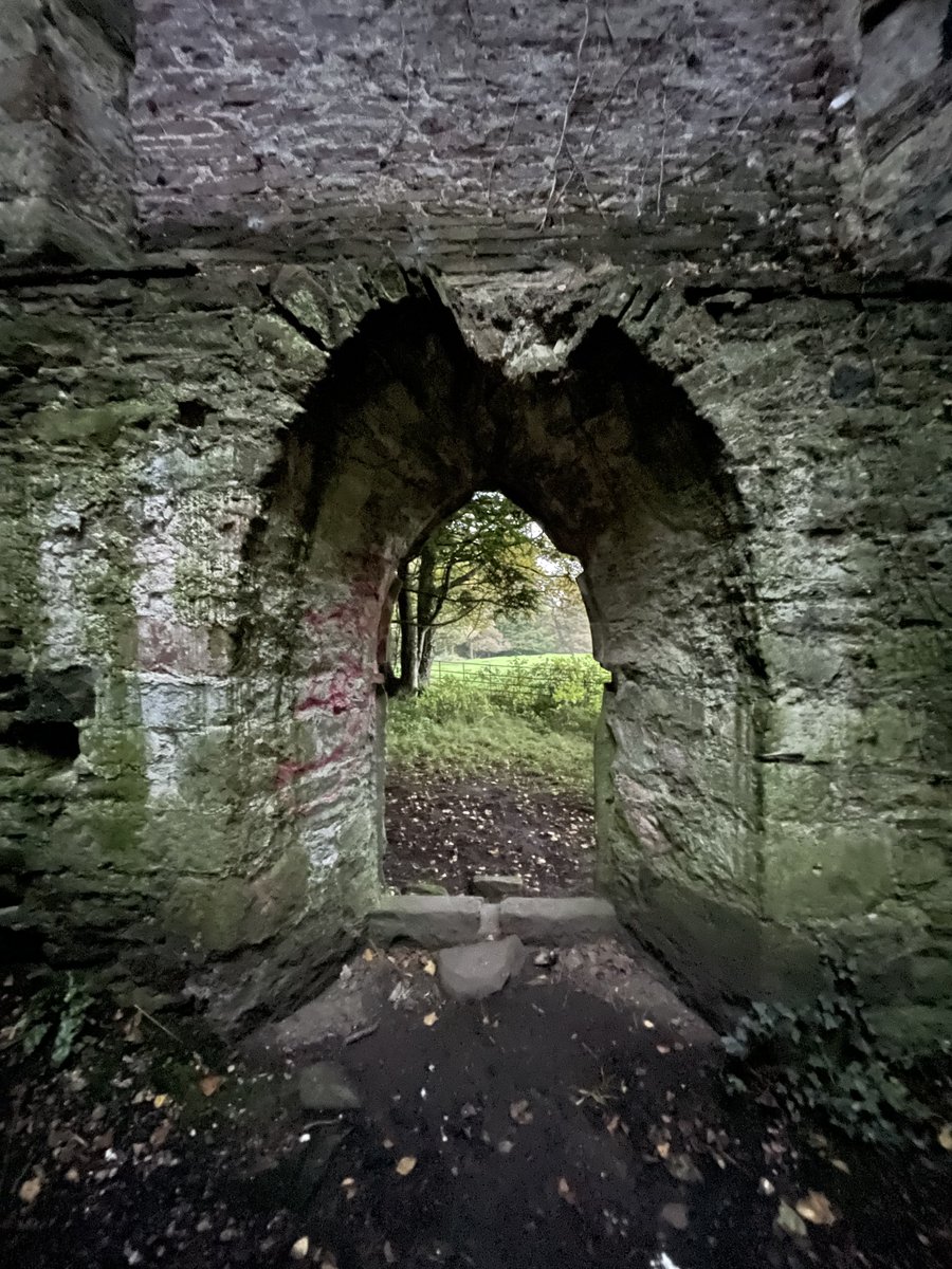Kilmahew Castle has had a varied history, some believe it was only erected in the 17th century as a folly and others, that it was built for the Napiers in the 14th century. These are details we hope to uncover as we peel back the layers of history on the Kilmahew Estate.