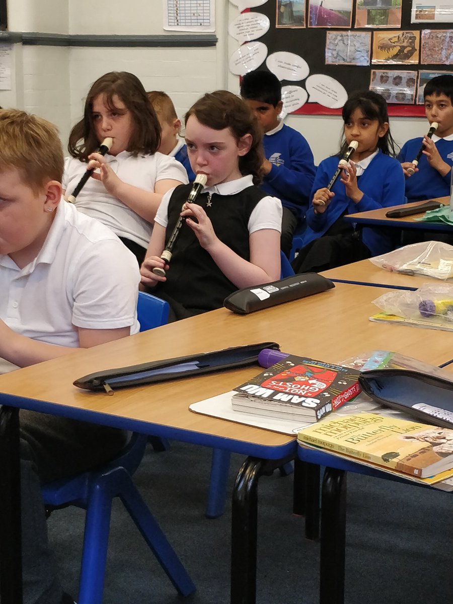 eastdene_'s tweet photo. Concentrating on learning our new piece of music. #weloverecorders #recorders @RotherhamMusic #year3 #year4 https://t.co/tZs624ElTi