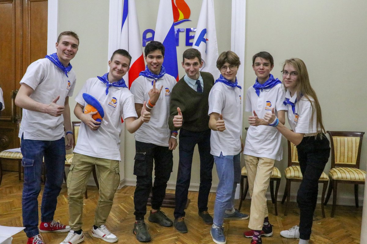 Valerialeo18's tweet photo. Команды 4-х мастерских по программе #ШколаРосатома успешно защитили свои проекты. 

#ШколаРосатома #ШколаРосатомВАртеке2021 #Артек #ВГУВТ https://t.co/K1eKIGFi45
