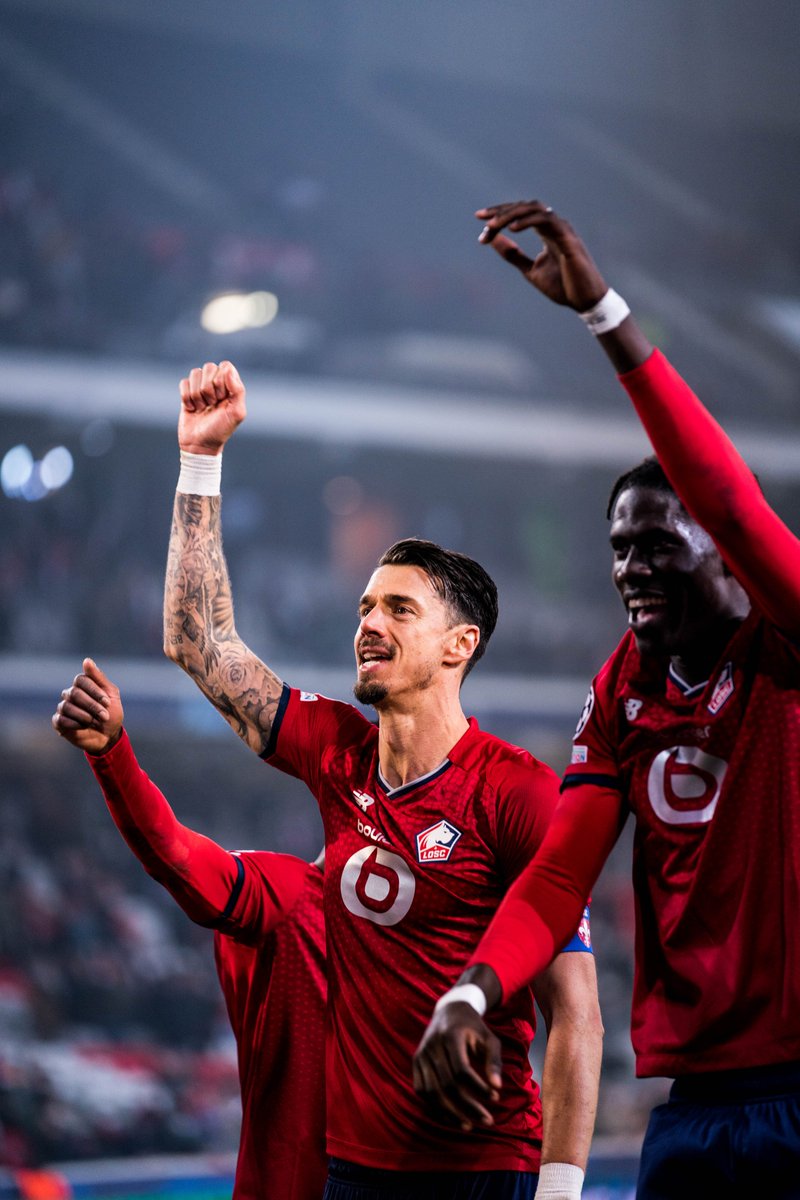 GroultScott's tweet photo. ON THE TOP ✨
@losclive @ChampionsLeague
#LOSCSAL https://t.co/DKSJ6jzXW9