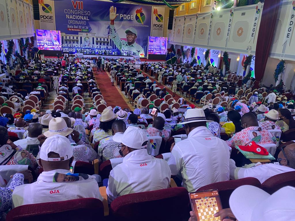 OJA_PDGE tweet media