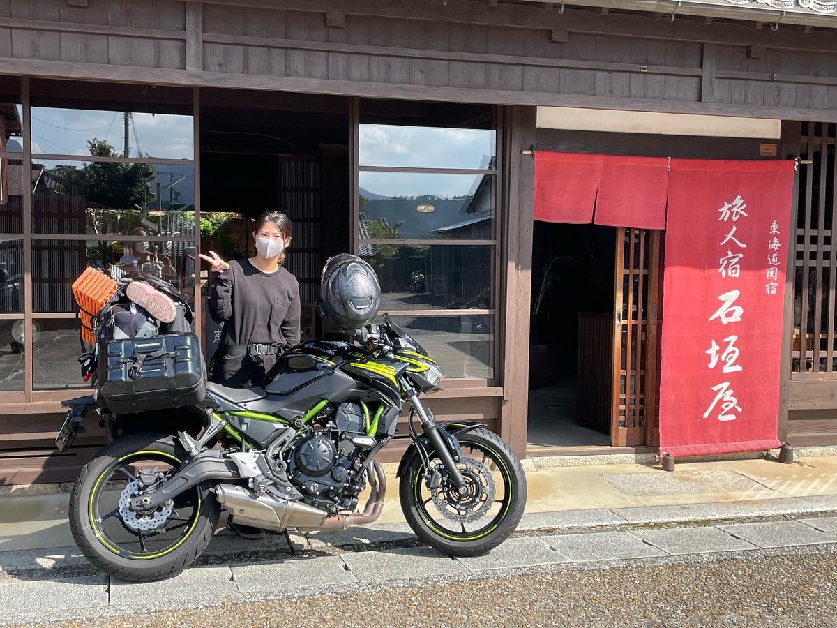 寒くなってきましたが バイク旅人さんは元気です。 よい旅を！！