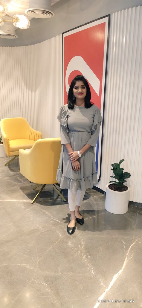 Anchor Vishitha tweet media