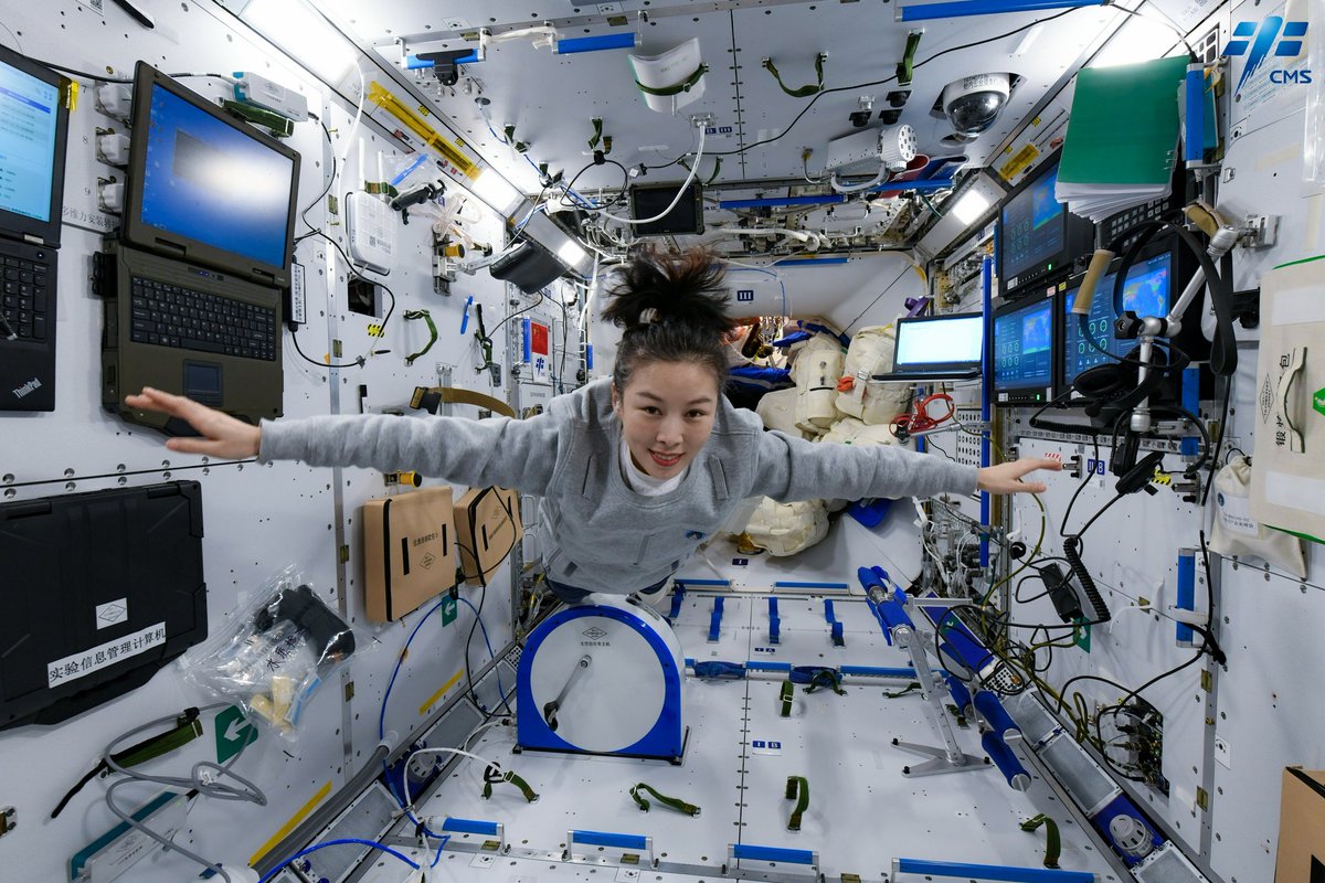 AJ_FI's tweet photo. Shenzhou-13 astronaut Wang Yaping aboard the Tianhe module [CMSA] https://t.co/a79cnIJDL3 https://t.co/H9oUOWWOF0