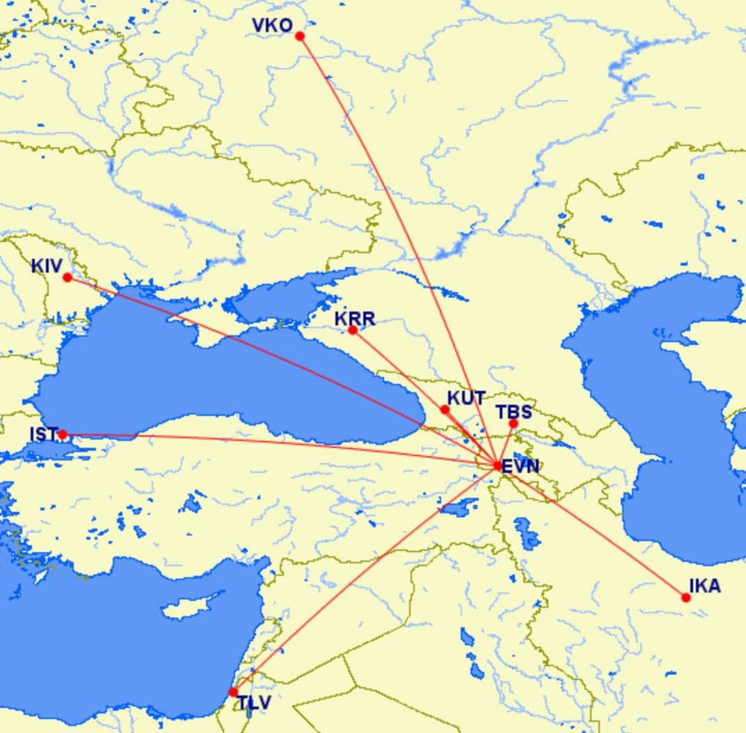 Самолет летевший в ереван. Flyone Armenia самолеты. Полет самолета из Еревана. Маршрут полета Москва Ереван. Карта полета из Москвы в Ереван.