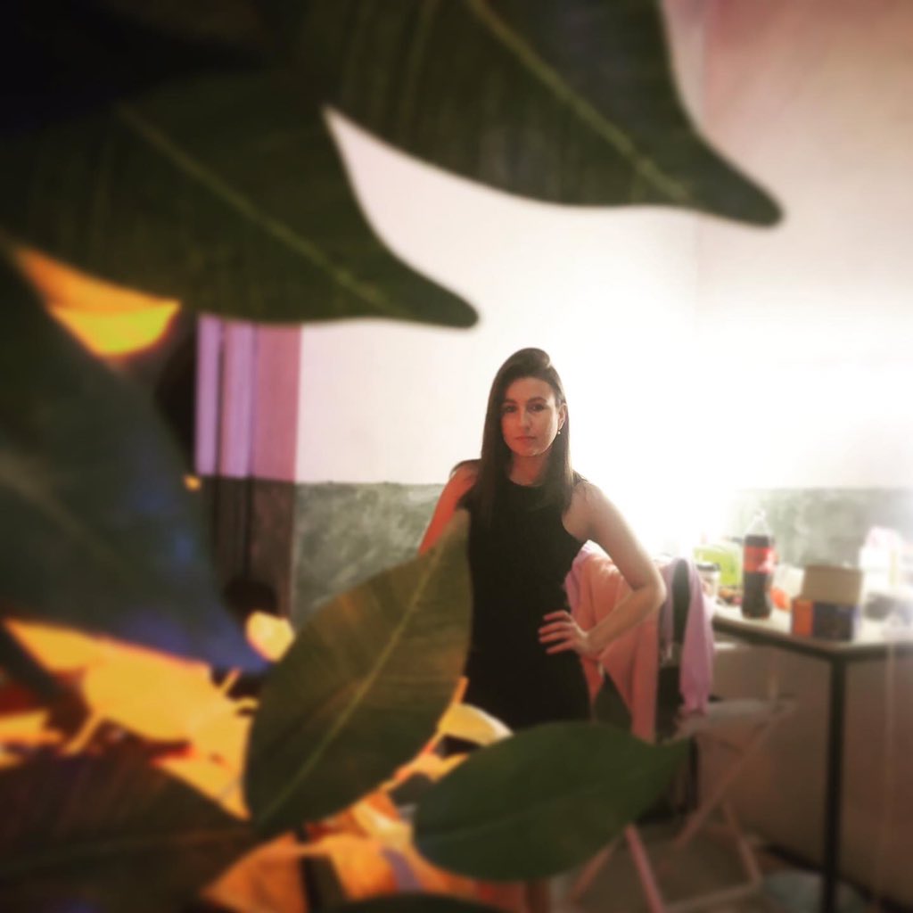 utrovtebe's tweet photo. Сегодня снимали промо-фотографии для новогоднего стрима, который состоится в конце декабря 🎄🎅
Вообще, сейчас такое не очень понятное время, когда обычные концерты проводить довольно рискованно 😞 поэтому поддерживаем контакты с нашими слушателями через интернет - 21 век же! https://t.co/ei3dQHNxcs