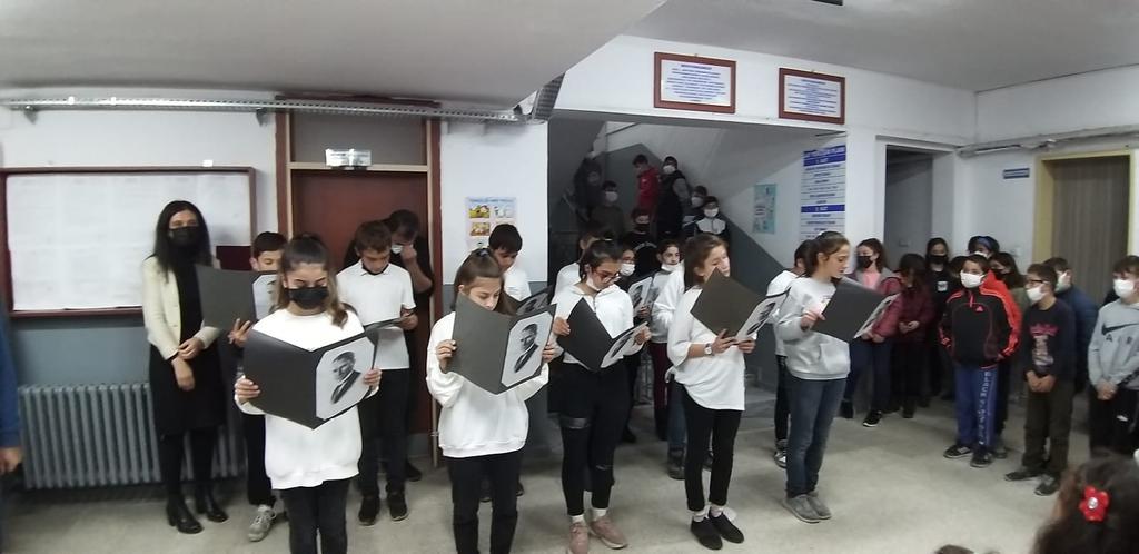 HuseyinAydinOrt's tweet photo. Öğretmenler Günümüz Kutlu Olsun @tcmeb @samsunmem @gokhanmurat1
@19Mayis55MEM @omerdemirkol55 @demiraydin1976 @hasimdalkiran @cemil1aydin
https://t.co/gdYOvBbopt https://t.co/smI9bV3KIt