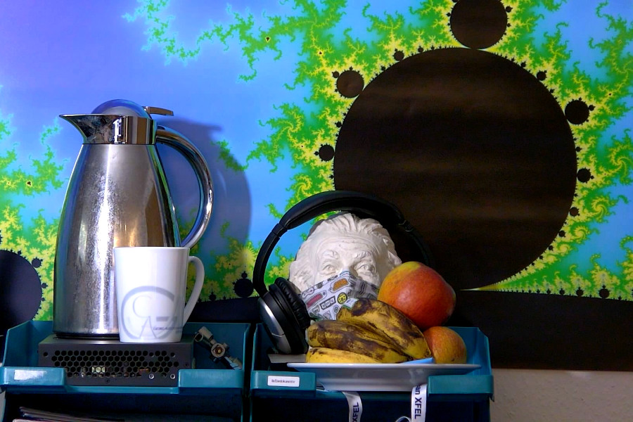 sci_photos's tweet photo. Well prepared for #NanoMAX @MAXIVLaboratory Review Panel. https://t.co/cj6Uu6ebkk