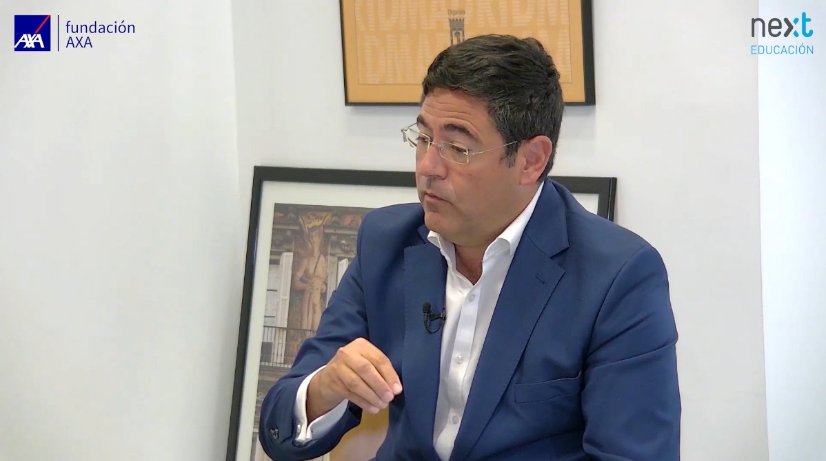 📌"Estamos en una España llena de oportunidades"

📌"Somos uno de los países con mayor capacidad de telecomunicaciones. Hay más fibra en España que en Alemania, Francia e Italia juntas"

<a href="/LSaezJauregui/">L. Sáez De Jáuregui</a> vicepresidente <a href="/FundacionAXA/">Fundación AXA</a> en el #ForoNext con <a href="/mcampovidal/">Manuel Campo Vidal</a>