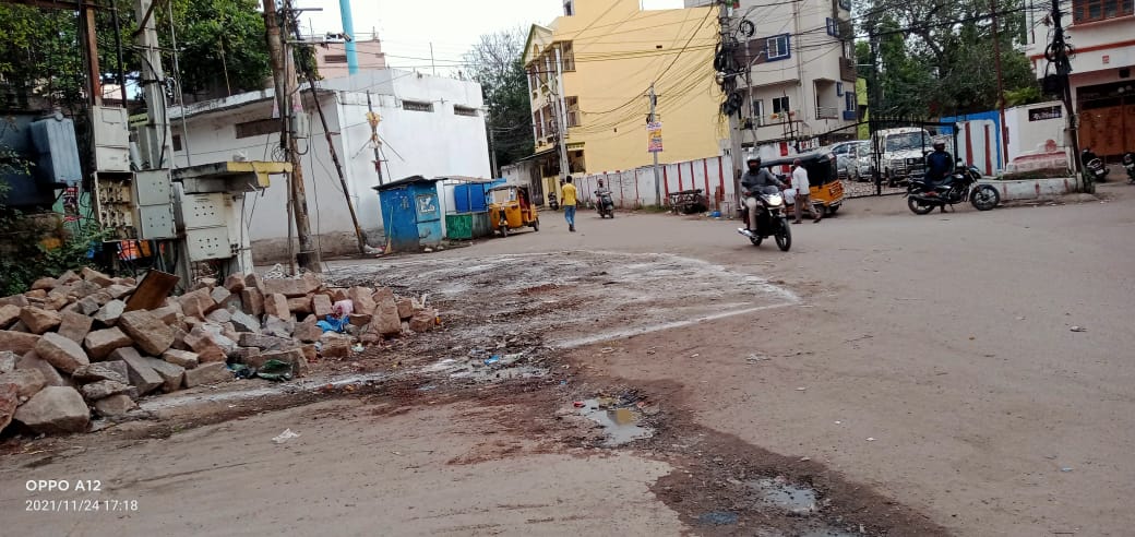Deeswm9's tweet photo. @aliammu110 @GadwalvijayaTRS @ZC_Khairatabad @GHMCOnline @HyderAliHashmii @S_A_R_Activist @Safder_110 @MirzaSiraj_INC @HiHyderabad @FahadMaqsusi Cleared and got rectified https://t.co/URHYxP4Zu6