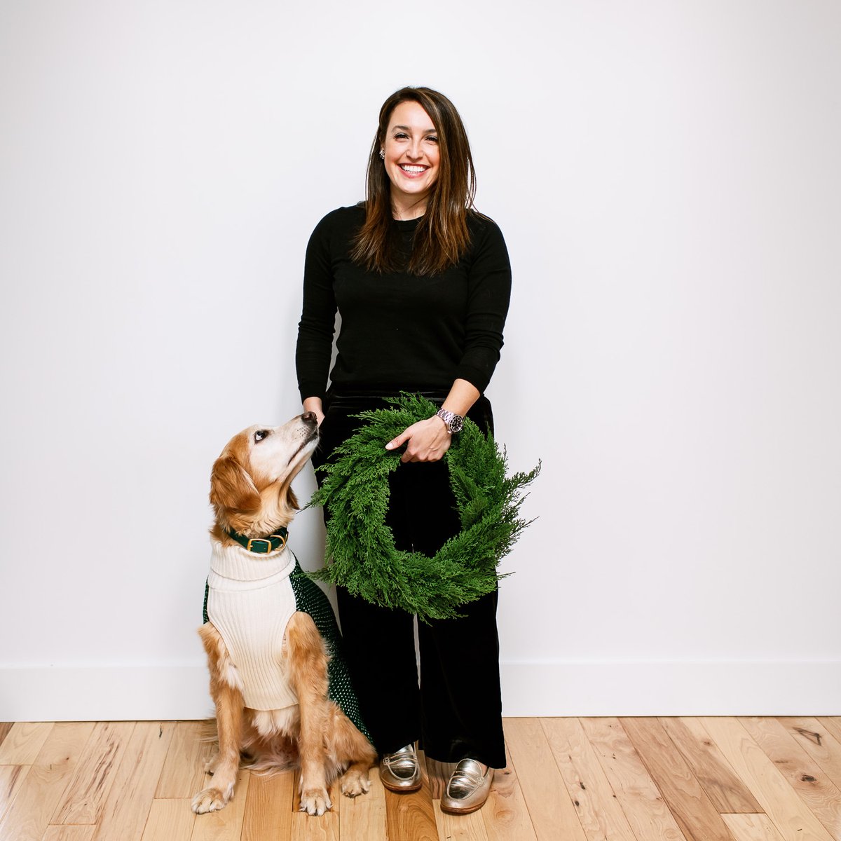 I'm sharing all of my favorite holiday activities in Asheville on the blog today.
Click here buff.ly/3nNzmfP

Check them out and share your favorite holiday activity with me below 👇🏽

#personalconcierge #timesavings #ashevilleconcierge #personalassistant #Asheville