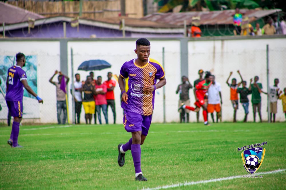 MedeamaSC's tweet photo. Defending, positioning and awareness, speed and impressive technical skills @sammyfrimpong_ 💪👊
#MEDSC https://t.co/0BqYd9Uapp