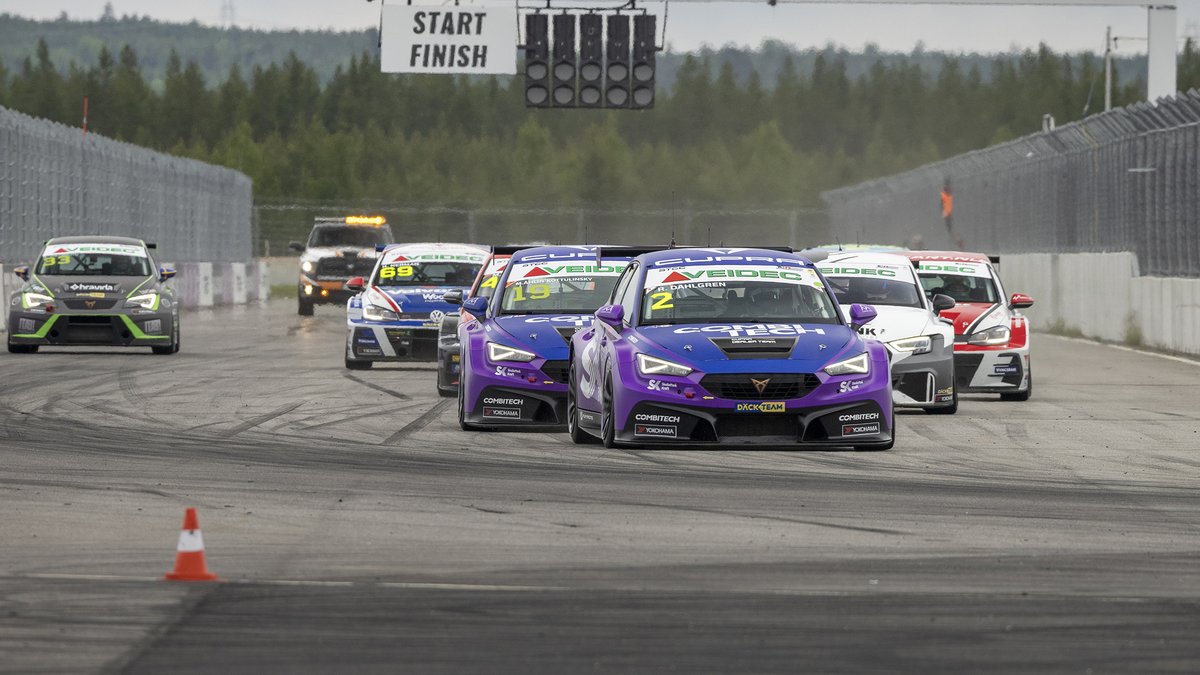 Reigning #STCC #TCRScandinavia champions #PWRRacing 🏆 will be back for the 2022 season and is eying an expansion to three #CUPRA race cars. Read more 👉 bit.ly/3DRBed7
#TCR #Motorsport